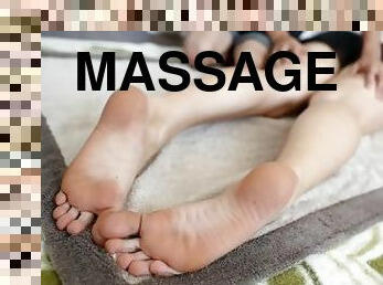 Masseuse gets her big feet massaged (BIG feet, foot worship, foot massage, masseuse feet, soles)