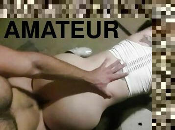 levrette, orgasme, amateur, anal, ejaculation-sur-le-corps, bout-a-bout, brunette, bite, séance-dentraînement