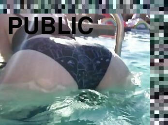 cul, gros-nichons, fête, public, amateur, butin, piscine, fétiche, solo, brunette