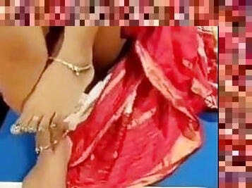 Desi model Poonam Pandey new video leaked