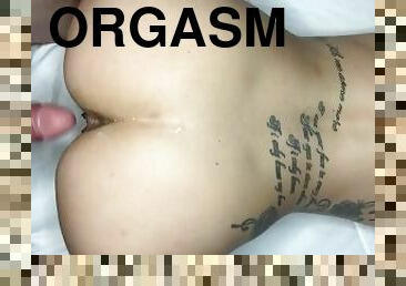Fucking my tatted girlfriend doggy style and busting a load on her juicy ass