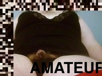 grosse, masturbation, amateur, ejaculation-sur-le-corps, belle-femme-ronde, bas, culotte, fétiche, minuscule, bite