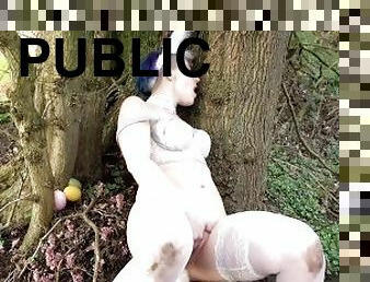 Clip 106A-d Eier Verstecken Im Wald - Masturbation - 02:23min