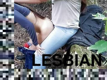 страпон, лесбіянка-lesbian, іграшка, пара, злягання, дупа-butt, ліс, порка
