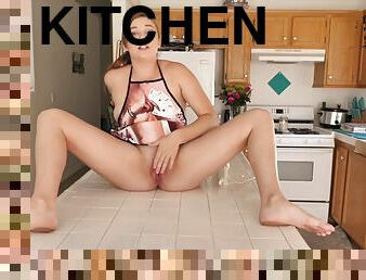Horny Teen Squirting In The Kitchen - Stephie Staar And Female Ejaculation