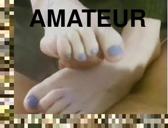 Blue toes footjob massive cumshot