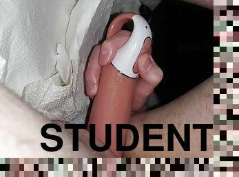 20 y.o. Student Anal with Satisfyer