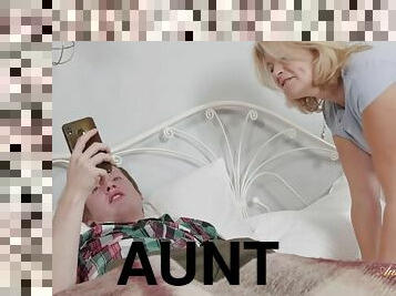 Aunt Judy's XXX - 55yo Big Bottom Step-Aunt Diana catches her Step-Nephew masturbating