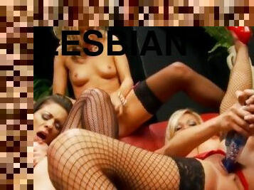 isot-tissit, vanha, juhlat, pillu-pussy, lesbo-lesbian, milf, teini, lelu, äityli, sormettaminen