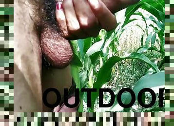 Handjob in outdoor and cumshot on leaf, big cock