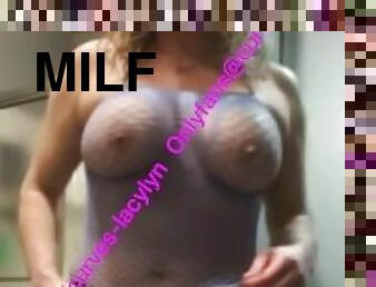 Just a naughty MILF’s whole fri night (Preview) Onlyfans@curves-lacylyn