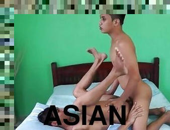 Asian Twinks Gilbert and Rave Bareback