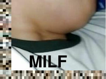 Pinay MILF TITA SIRIT ang TAMOD sa LEEG