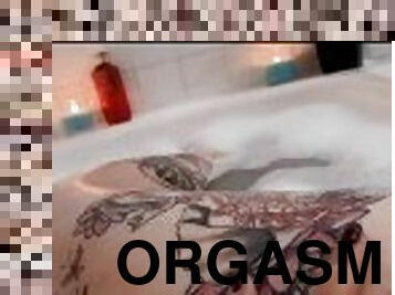 Bath Tub Teaser