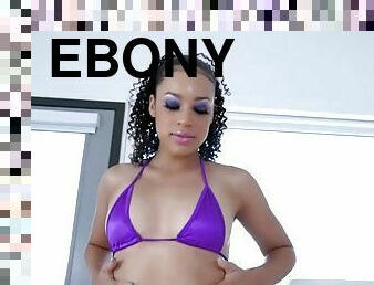 Pretty ebony Amethyst Banks deepthroat gagging