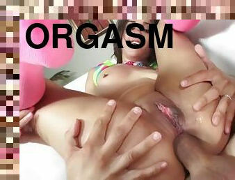 posisi-seks-doggy-style, orgasme, kencing, anal, cumshot-keluarnya-sperma, remaja, gambarvideo-porno-secara-eksplisit-dan-intens, latina, permainan-jari, berhubungan-dengan-wajah