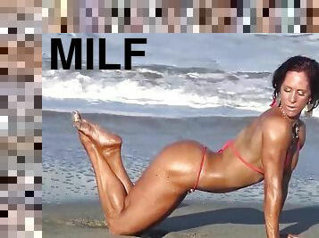 Tanned And Sultry Fitness Mom Toni Andra 3