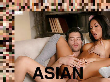 Asian pornstar Asa Akita gets boned on the couch