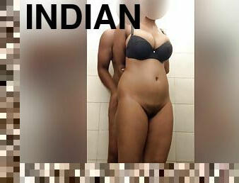 Indian Desi Sali Ko Choda Bathroom Me