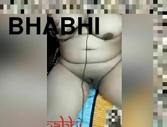Today Exclusive- Famous Anu Bhabhi Showing Boobs And Pussy On Video Call Part 2