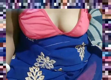 Desihauswaif Ki Bulu Saree Me Ghori Stalege Me Chudai (robopl)