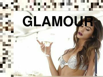 Mia Khalifa, Mia Malkova And Lana Rhoades - Mario Joy - Glamour Girl (video)