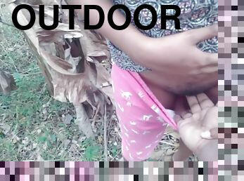 Sri Lankan Risky Outdoor Jungle Sex With Beautiful Girl