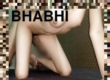 Desi 18 Sall Ki Pyasi Padosan Bhabhi Ki Hard Chudai