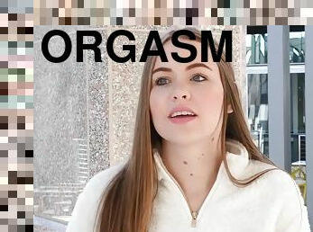 Her Love Of Orgasms 1 - Naomi