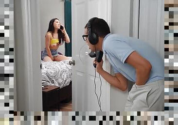 Mina Moon, Johnny The Kid - Spying On The Horny Zoomer