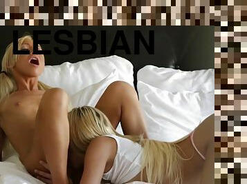 лесбіянка-lesbian, фінгеринг, блондинка, бойфренд, маленькі-цицьки