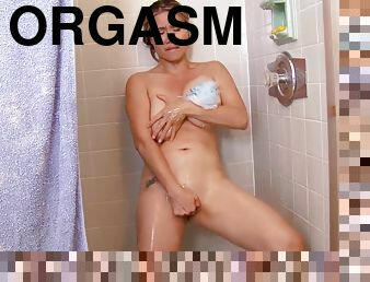 Lucy Page - Shower Orgasm