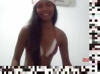 Xmas porn video with deep throat and throat from thai teen