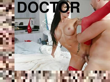 Doctor Melissa Lynn cures patient with her suck and fuck skills