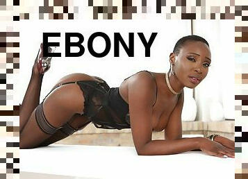 Ebony brunette Zaawaadi Plowed on the table