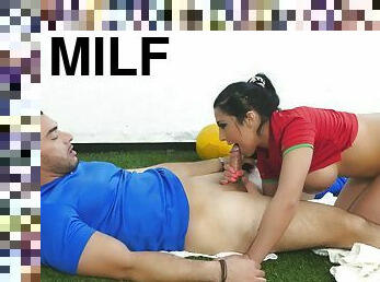 payudara-besar, cumshot-keluarnya-sperma, jenis-pornografi-milf, gambarvideo-porno-secara-eksplisit-dan-intens, pakaian-dalam-wanita, sepakbola