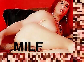 Big ass tranny milf plays with huge dildos - sissy slut