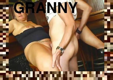 50+ die Notgeile Gabi gibt alles - home made granny porn