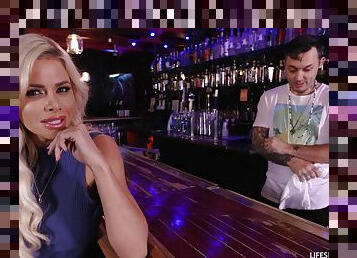 Pretty babe Jessa Rhodes - How I Met My Girlfriend in the bar