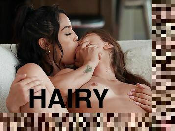 Naked: Paige & Vanessa 2 - Episodes