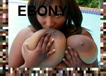 Curvy ebony mom with big black tits Maria Leone outdoors in the pool - boob play