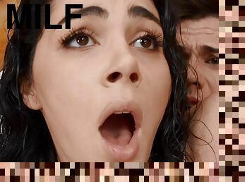 Buxom MILF Valentina Nappi incredible sex video