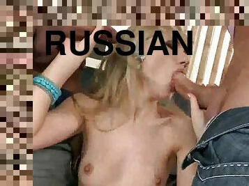 orosz, anális, szopás, tinilány, pornósztár, dupla, első-alkalom, behatolás