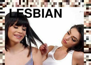 ציצי-גדול, לסבית-lesbian, נוער, צעירה-18, חרמןנית, טבעי, מתוקה