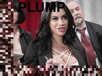 Curvy Latina Slut With Plump Lips Sucks Long Dick Of Suited Man