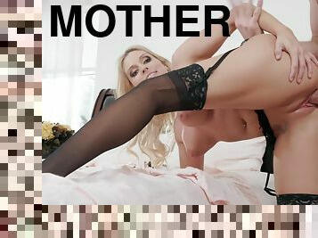 Lewd Stepmother In Black Sexy Stockings Getting Nailed By Thick Rod
