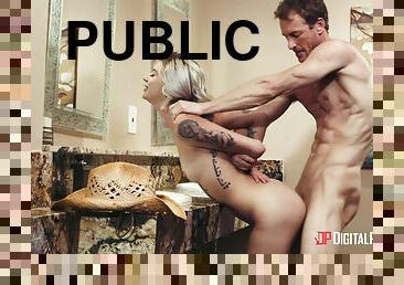 public, toaleta, tatuaj