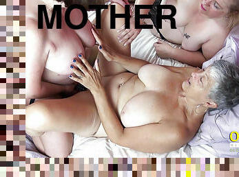 OldNannY Three Mothers I´d Like To Fuck using Toys on Sexclinic