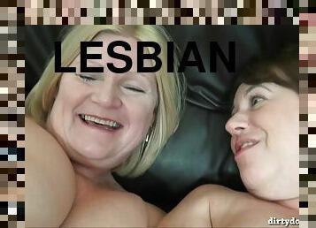 isoäiti, masturbaatio, vanha, orgasmi, amatööri, kypsä, isoäiti-granny, lesbo-lesbian, milf, lelu