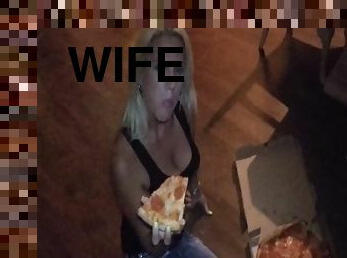 Pizza delivery guy feeds my wife some cum